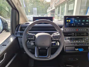 HYUNDAI Staria Cargo 84 kWh Amplia