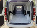HYUNDAI Staria Cargo 84 kWh Amplia