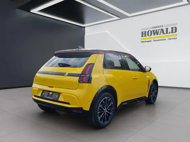 RENAULT R5 E-Tech Comfort Range iconic five