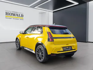 RENAULT R5 E-Tech Comfort Range iconic five