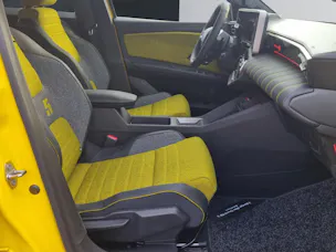 RENAULT R5 E-Tech Comfort Range iconic five