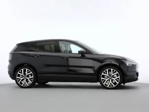 VOLVO EX30 P8 Ultra AWD