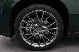 https://vehicle.imgix.net/4523097/10895632-791b-4445-95ef-93bc11491041.JPG