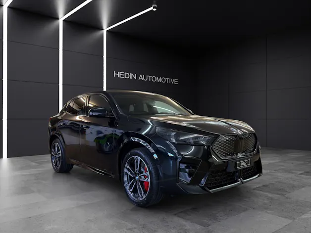 BMW iX2 xDrive30