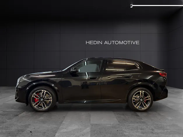 BMW iX2 xDrive30