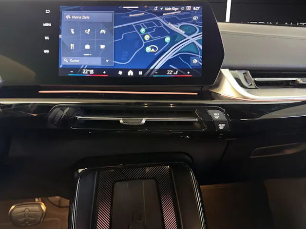 BMW iX2 xDrive30