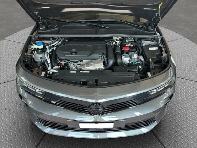 OPEL Astra 1.6 T PHEV 180 Swiss Plus