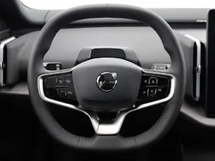 VOLVO EX30 P8 Ultra Black Edition AWD