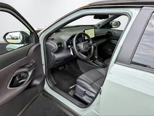 Toyota Yaris Cross 1.5 VVT-i HSD Premiere Edition AWD-i inkl. Anhängerkupplung