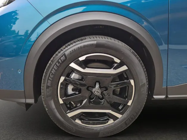PEUGEOT 5008 e-Allure