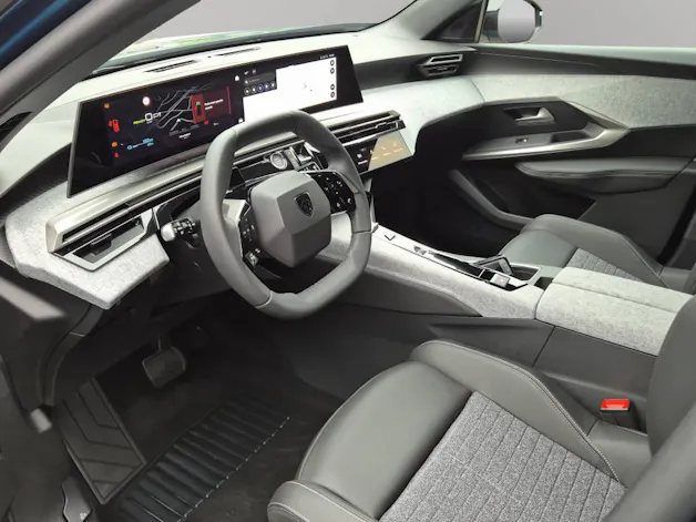 PEUGEOT 5008 e-Allure