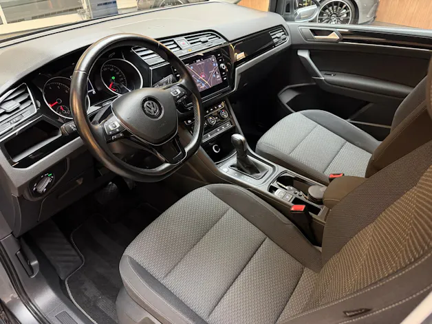 VW Touran 1.5 TSI Highline DSG