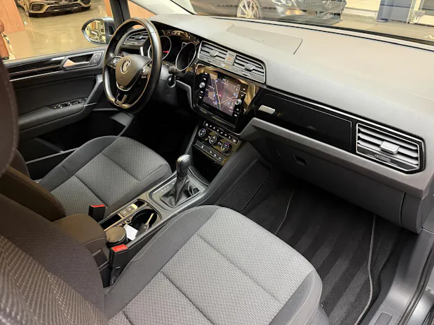 VW Touran 1.5 TSI Highline DSG