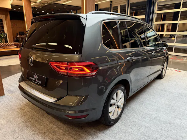VW Touran 1.5 TSI Highline DSG