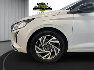 HYUNDAI i20 1.0 T-GDi Amplia