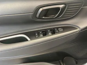 HYUNDAI i20 1.0 T-GDi Amplia