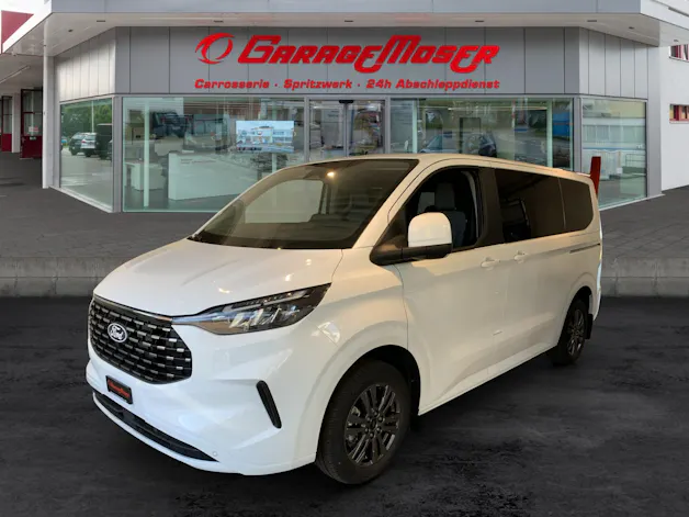 FORD Tourneo C Bus 320 L1 2.0 EcoBlue 170 Titanium