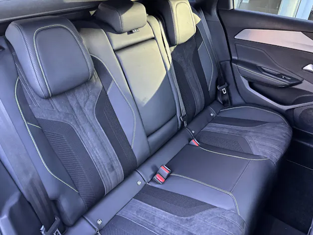 PEUGEOT 308 SW 1.2 Hybrid GT