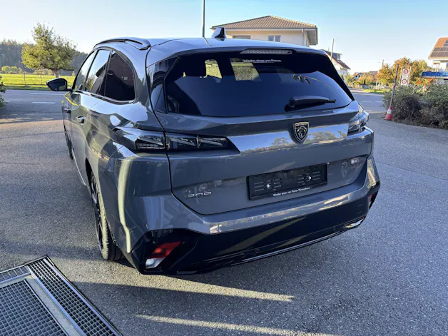 PEUGEOT 308 SW 1.2 Hybrid GT