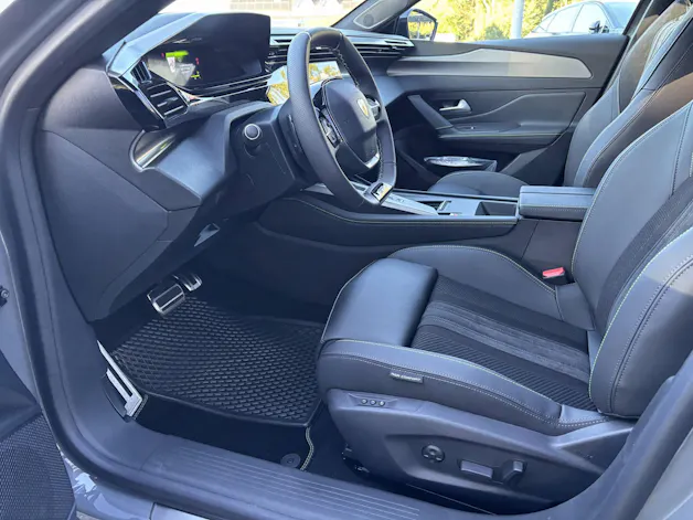 PEUGEOT 308 SW 1.2 Hybrid GT