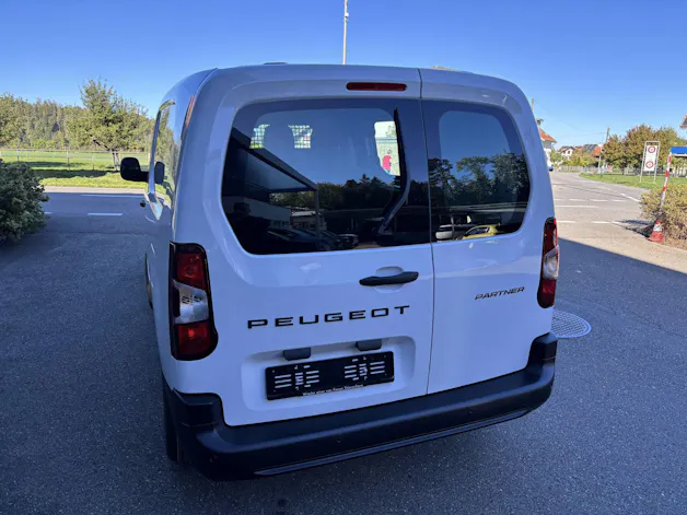 PEUGEOT Partner Kaw. 1000 Long 1.5 BlueHDI 130 S/S