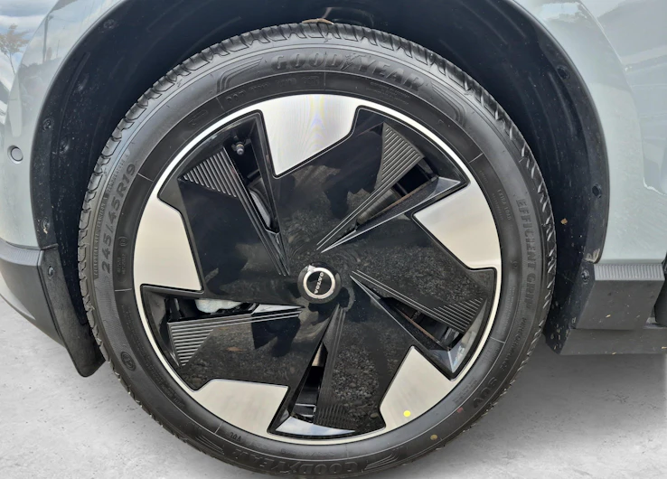 Fahrzeugbild VOLVO EX 30