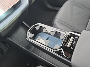 Fahrzeugbild VOLVO EX30 E60 Twin Ultra Performance AWD