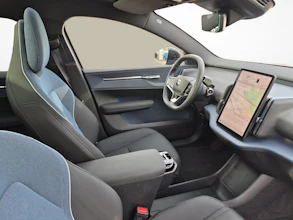 https://vehicle.imgix.net/4523573/eb44b181-375f-4484-8b3f-53c1bc68264c.jpg