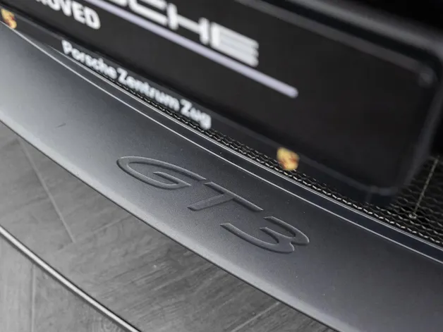 PORSCHE 911 GT3 mit Touring-Paket