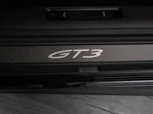 PORSCHE 911 GT3 mit Touring-Paket