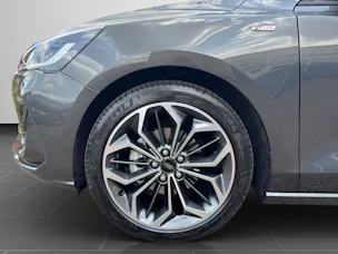 FORD Focus 1.0i EcoB Hybrid 155 ST-Line X