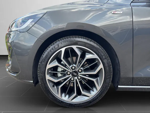 FORD Focus 1.0i EcoB Hybrid 155 ST-Line X