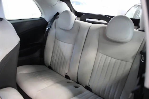 FIAT 500 Cabrio La Prima
