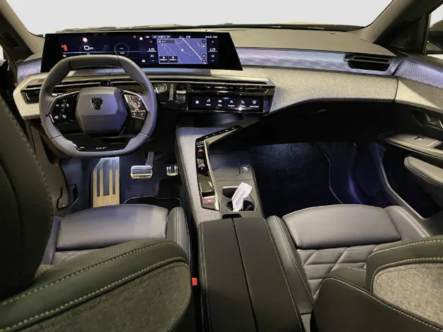 PEUGEOT 5008 Long Range e-GT Exclusive