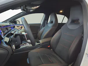 MERCEDES-BENZ A 220 4MATIC AMG Line