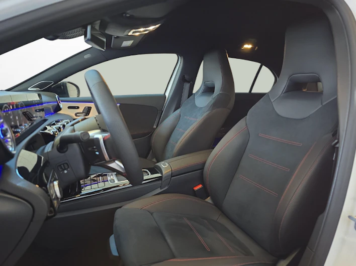 Fahrzeugbild MERCEDES-BENZ A 220