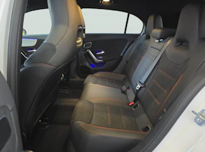 Fahrzeugbild MERCEDES-BENZ A 220 4MATIC AMG Line