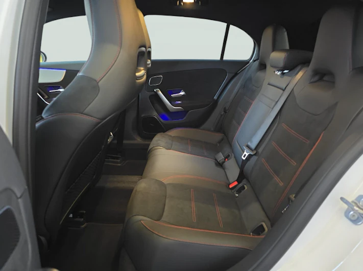 Fahrzeugbild MERCEDES-BENZ A 220