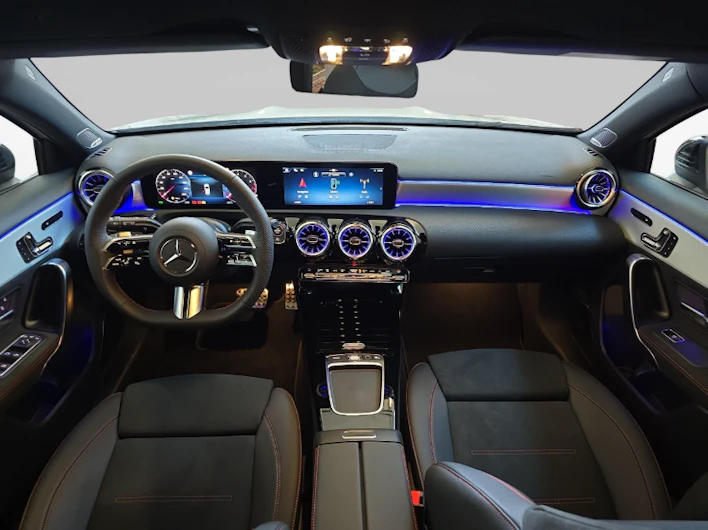 Fahrzeugbild MERCEDES-BENZ A 220