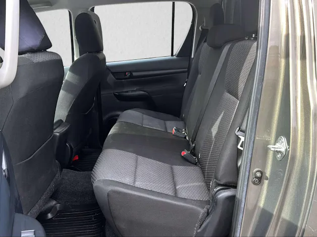 Toyota Hilux Double Cab.-Pick-up 2.4 D-4D 150 Comfort