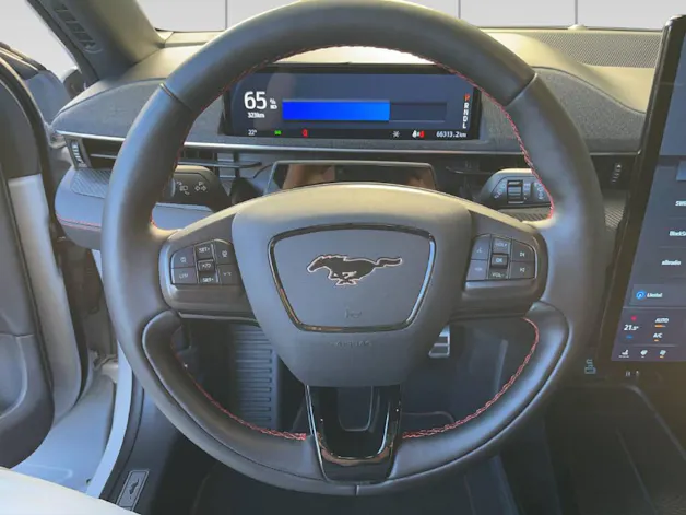 FORD Mustang Mach-E Extended AWD