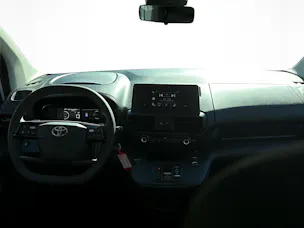 Toyota PROACE CITY Van L1 52KWh Active