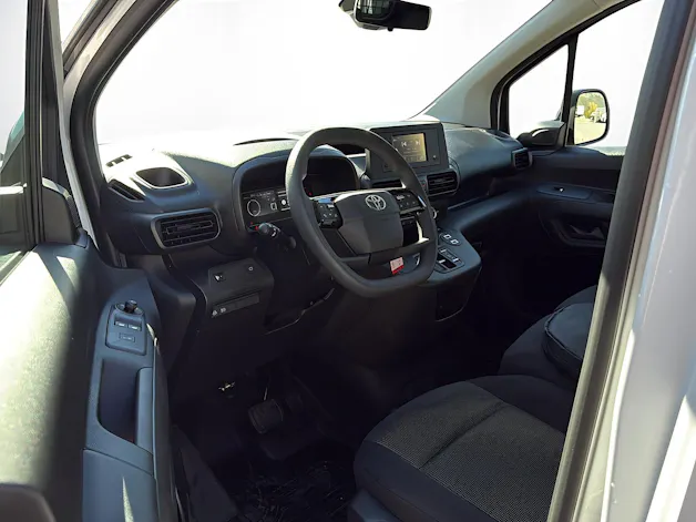 Toyota PROACE CITY Van L1 52KWh Active