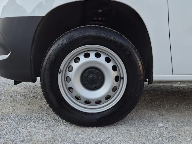 OPEL Combo Cargo 2.4 t 1.5 D S/S 4X4