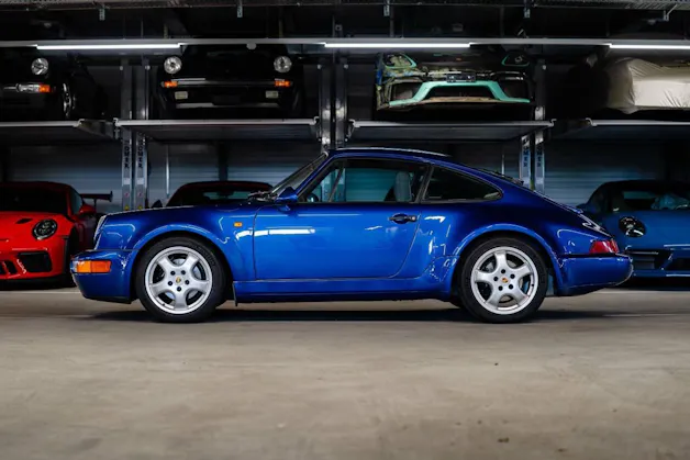 PORSCHE 911 Carrera 2 Coupé