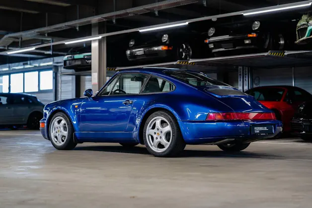 PORSCHE 911 Carrera 2 Coupé
