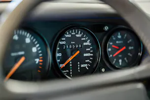 PORSCHE 911 Carrera 2 Coupé