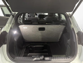https://vehicle.imgix.net/4523749/c2e8d761-6927-41b6-95ae-ccd85ab6e9c0.jpg