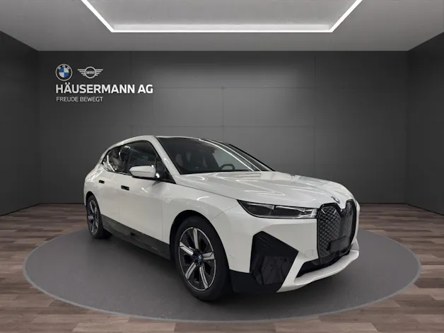 BMW iX xDrive40 SPORT