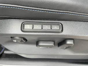 VW Tiguan 2.0 TSI R DSG*AHK*Leder*Schiebedach*Akrapovic*
